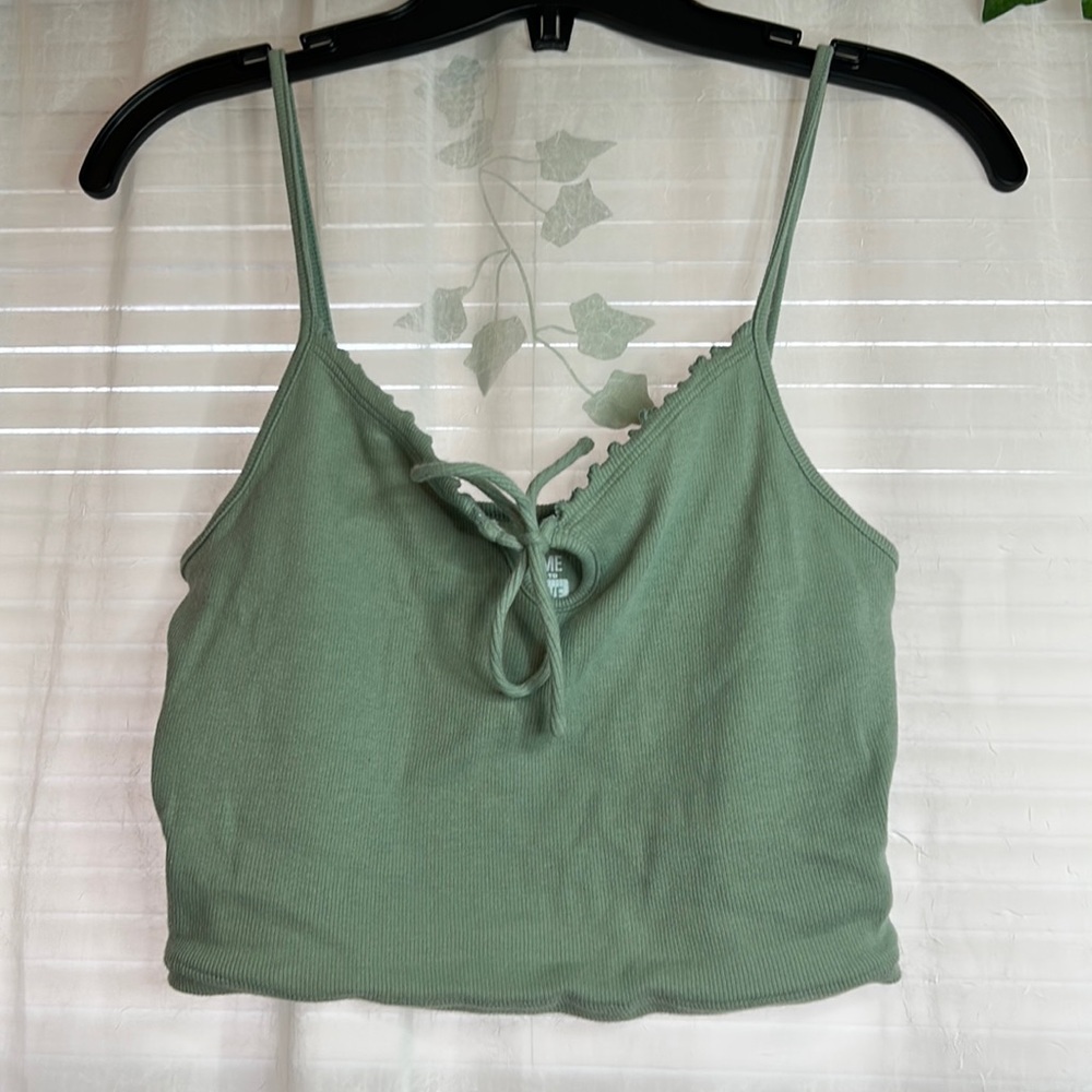 Turquoise, Cropped Tanktop, Front tie bow, Pacsun, Size Medium